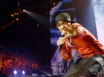 Never Say Never, Justin Bieber Never Say Never, Justin Bieber